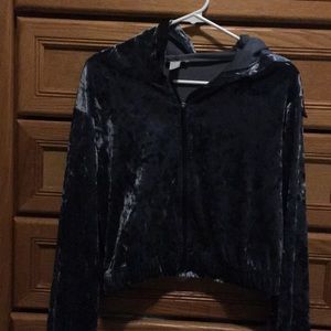 Forever 21 velvet cropped hoodie